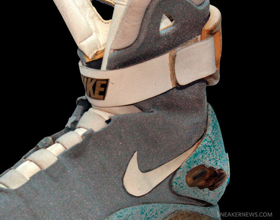 Nike Air Mag Mcfly 2015 Available 05 New