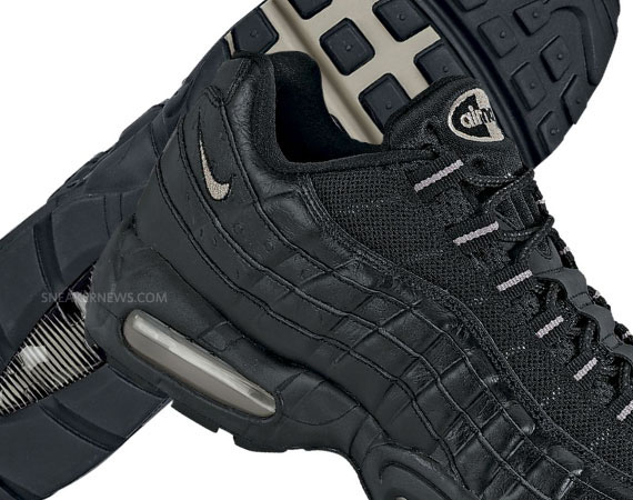 Nike Air Max 95 – Black – Light Taupe