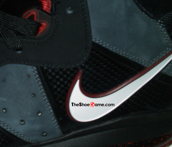 Nike Air Max Lebron Viii Black Charcoal Red 01