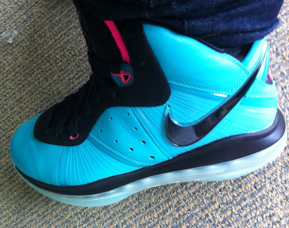 Nike LeBron 8 Pre Heat SneakerNews