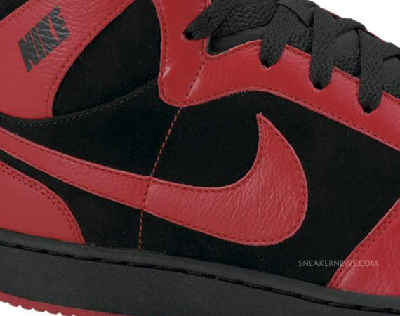 Nike Convention High – Black – Varsity Red
