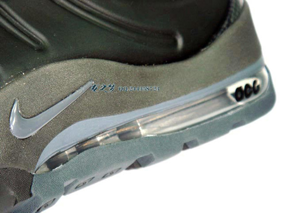 Nike Foamposite Bakin Boot Black 01