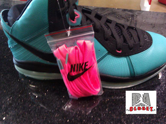 Nike Lebron 8 Preheat Dacc 01