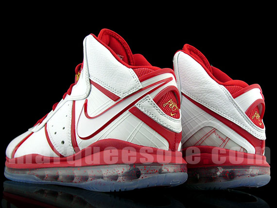 lebron james family foundation shoes