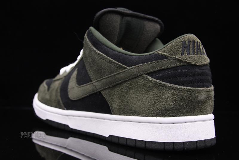 Nike Sb Dunk Low Dark Army Black 02