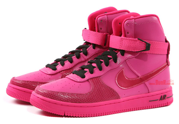 Nike Wmns Feather High Black Pink 06