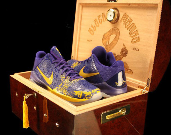Nike Zoom Kobe V ’5 Rings’ – Limited Edition Humidor Box