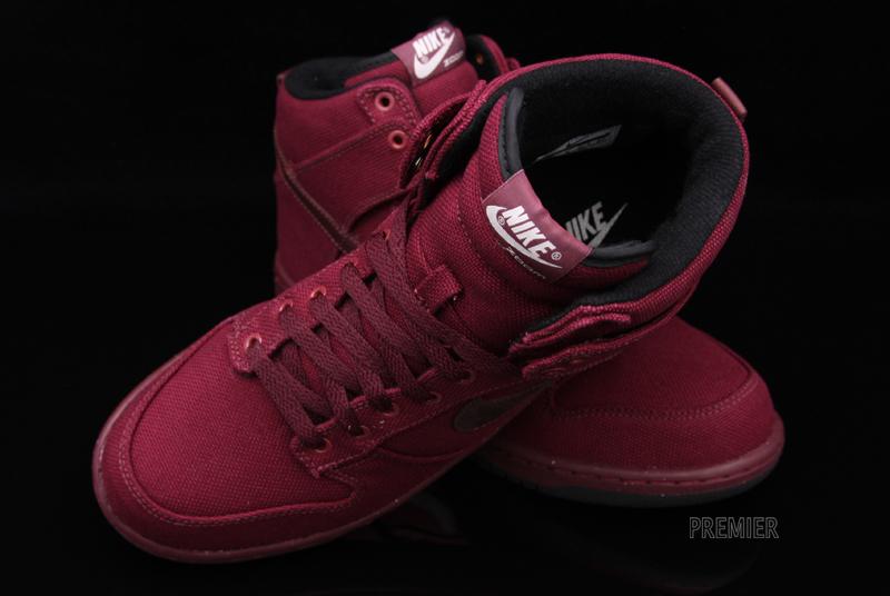 10_19_10dunkinsole 10 19 10dunkinsole