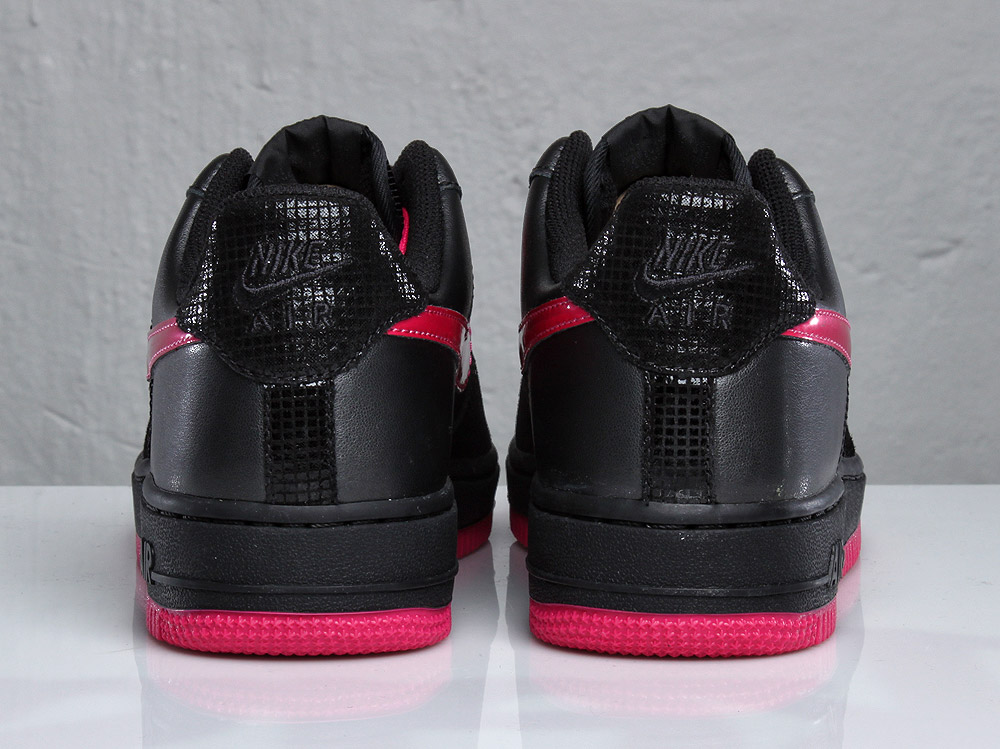 1439220101041810592972756