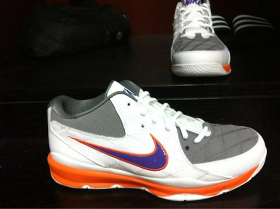 steve nash basketball shoes