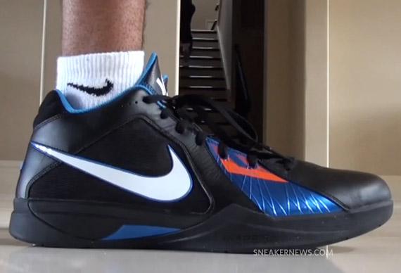 Kevin Durant's Neighbor Previews the Nike Zoom KD III