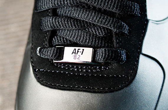 Nike Air Force 1 Foamposite - Black | Available in Asia