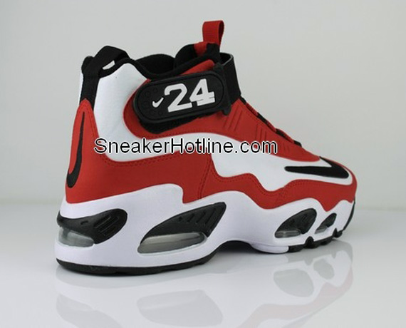 Nike Air Griffey Max 1 – White – Black – Sport Red – Metallic Silver | New Images