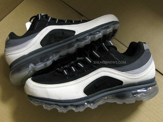 Nike Air Max 24/7 – White – Black – Grey – Spring 2011