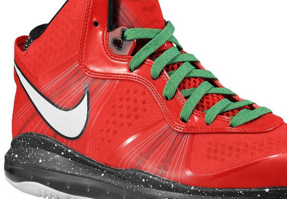 Nike LeBron 8 V2 – ‘Christmas’