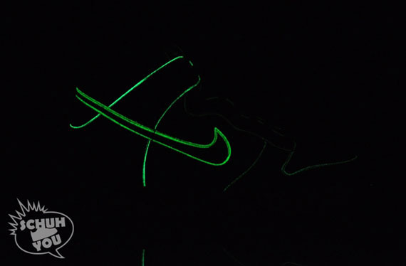 Nike Dunk High Gs Glow Blk 03