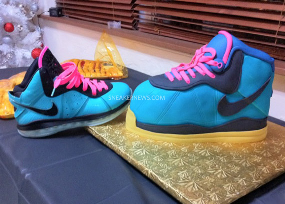Nike LeBron 8 ‘South Beach’ Sneaker Cake