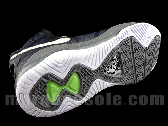 Nike Lebron 8 V2 Black Grey Neon Marqueesole 05