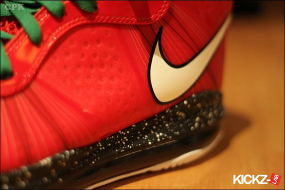 Nike Lebron 8 V2 Christmas Kickzlab 08