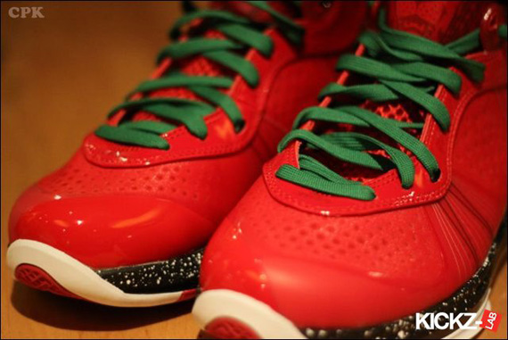 Nike Lebron 8 V2 Christmas Kickzlab 09