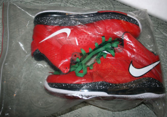 Nike Lebron 8 V2 Christmas Sample On Ebay 03