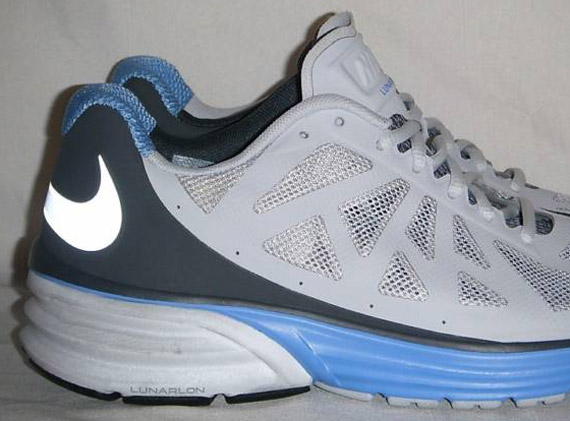 Nike Lunar Haze+ – Pure Platinum – Vibrant Blue – Anthracite