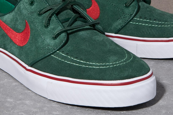 Nike Sb Green Red Nov 2010 01