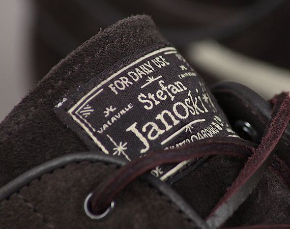 SB Zoom Janoski – Brown Rattan - SneakerNews.com