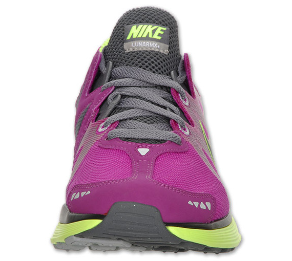 Nike Wmns Lunarmax Plum Volt 05