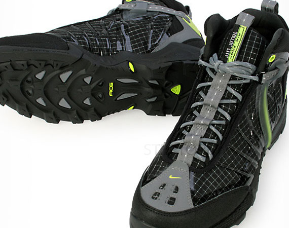 Nike Zoom Tallac Lite Black Hot Lime 03