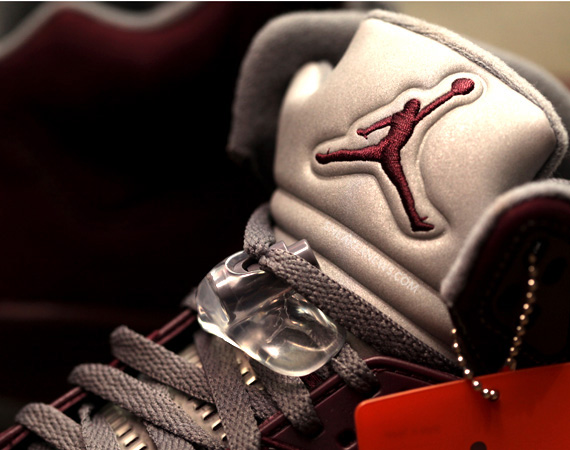 Sneakernews Readers Choice Giveaway Air Jordan V Burgundy 121