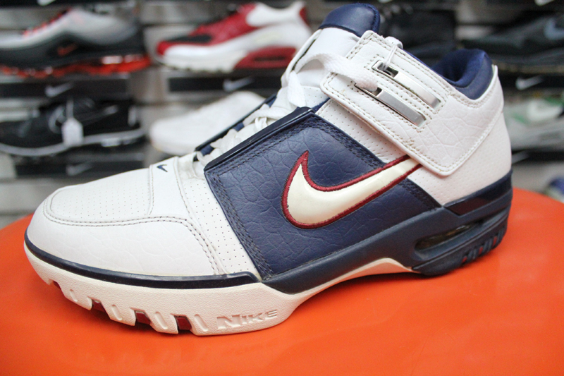 Lebron I Nike Air Zoom Generation 2004 Lebron I Nike Air Zoom Generation 2004