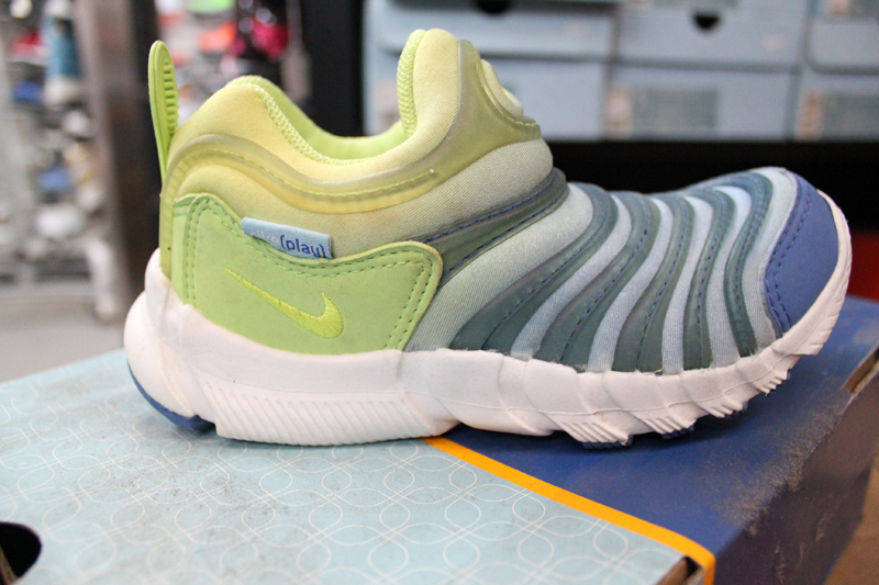 Nike (Play) Dynamo 2002 Nike Play Dynamo 2002