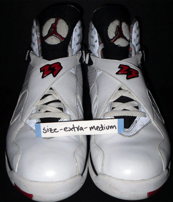 Air Jordan VIII (8) - Bobby Simmons Bucks Home PE - SneakerNews.com