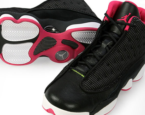 black and pink jordan 13s