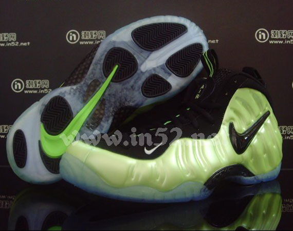 Nike Air Foamposite Pro Electric Green In52 02