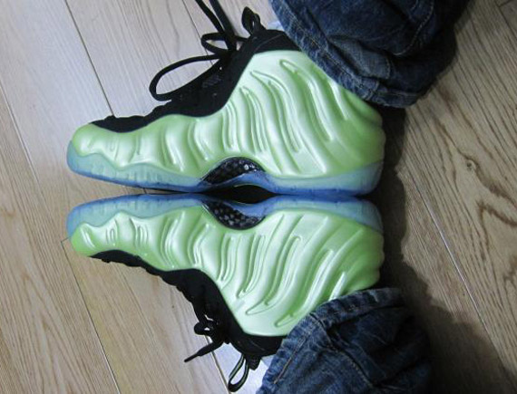 Nike Air Foamposite Pro Electric Green On Foot Pics 1