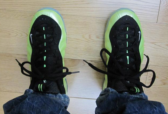 Nike Air Foamposite Pro Electric Green On Foot Pics 3