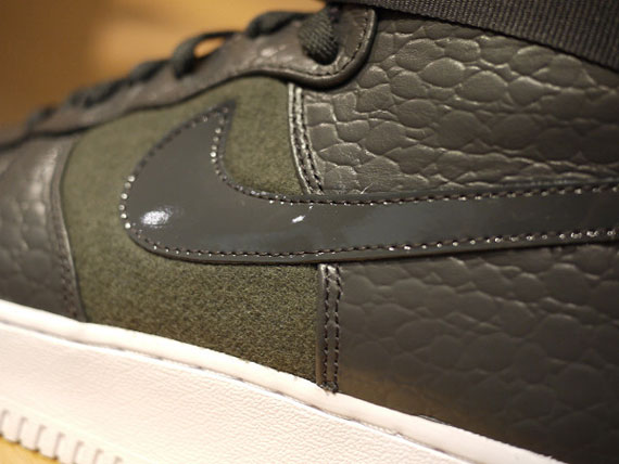 Nike Air Force 1 High Premium Olive White 01