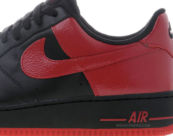 Nike Air Force 1 Low – Black – Varsity Red Gloss