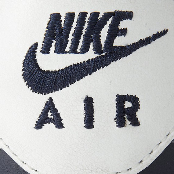 Nike Air Force 1 Premium Obsidian White January 2011 4