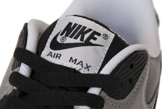 Nike Air Max 90 Black Medium Grey Titolo 01