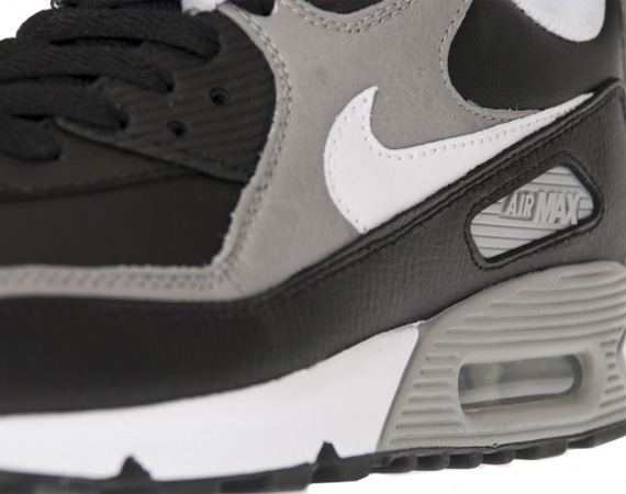 Nike Air Max 90 – Black – Medium Grey – White