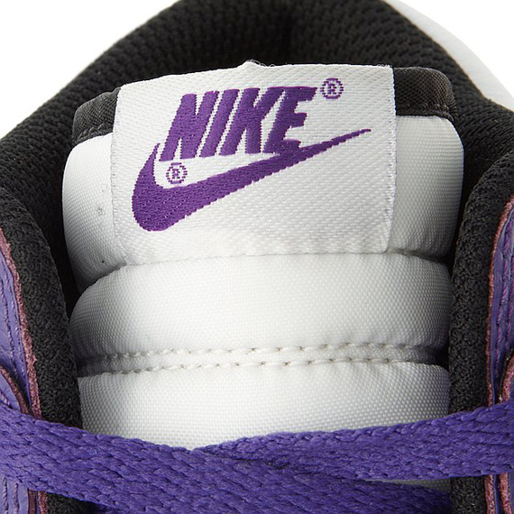 Nike Dunk High Be True Purple White Dots 02