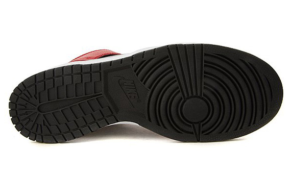 Nike Dunk High Black Red Polka Dot 05