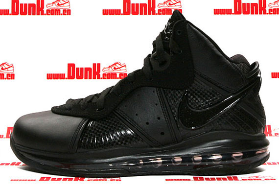 Nike Lebron 8 Blackout Dunk 01