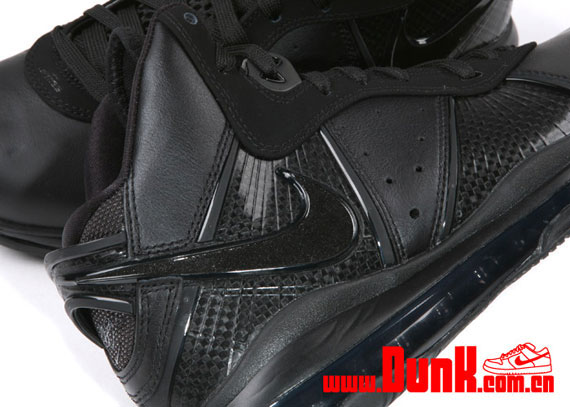 Nike Lebron 8 Blackout Dunk 03