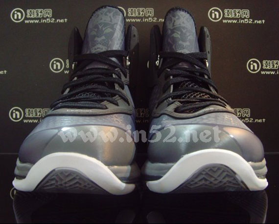 Nike Lebron 8 V2 Black Grey Neon New Images 06