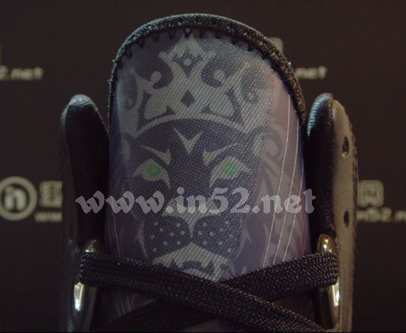 Nike Lebron 8 V2 Black Grey Neon New Images 07