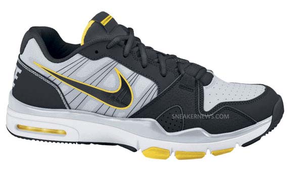 Nike Trainer 12 Low Livestrong 02